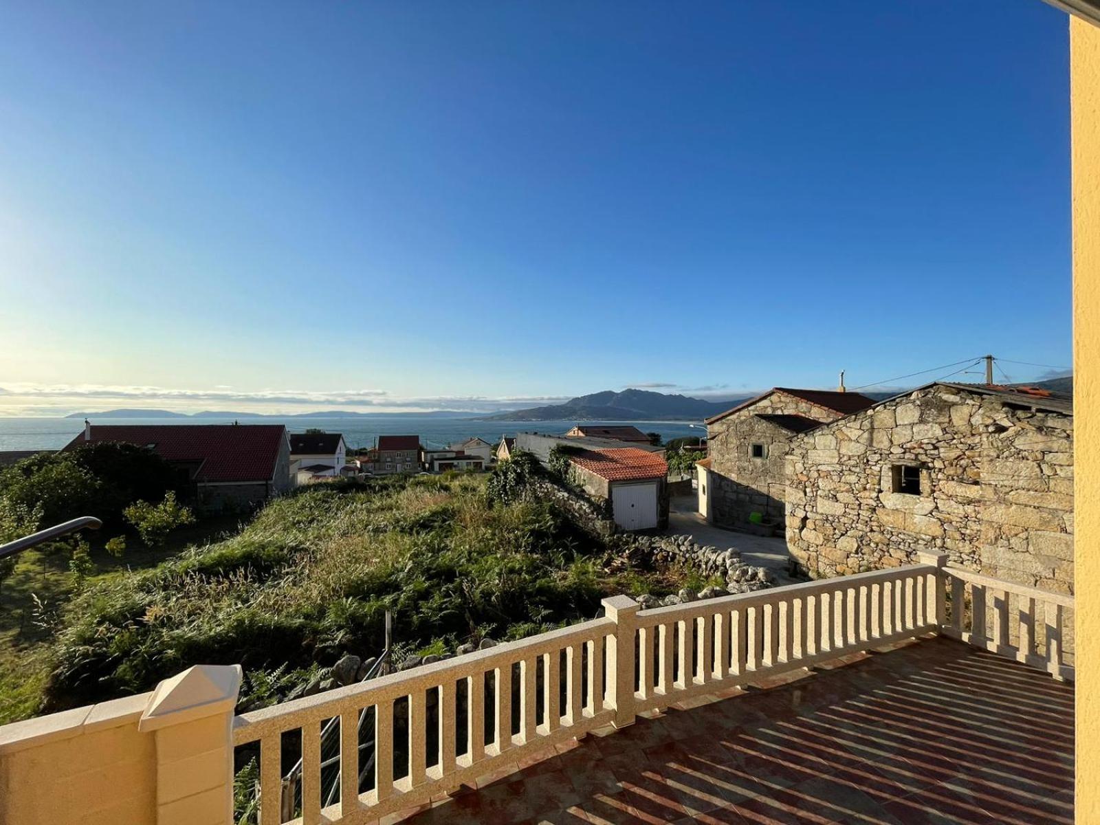 Casa Pepa De Enrique Villa Lira  Eksteriør billede