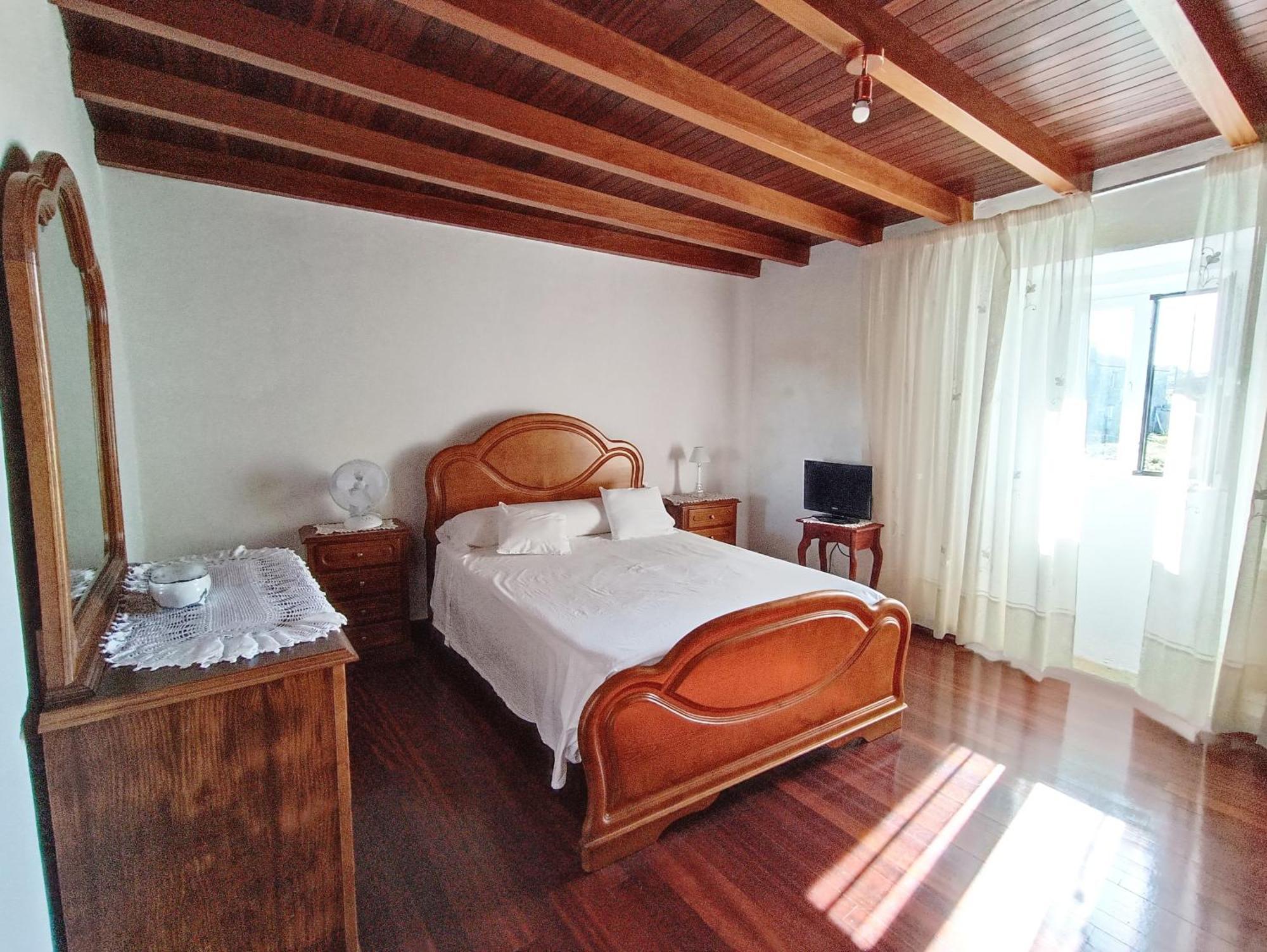 Casa Pepa De Enrique Villa Lira  Eksteriør billede